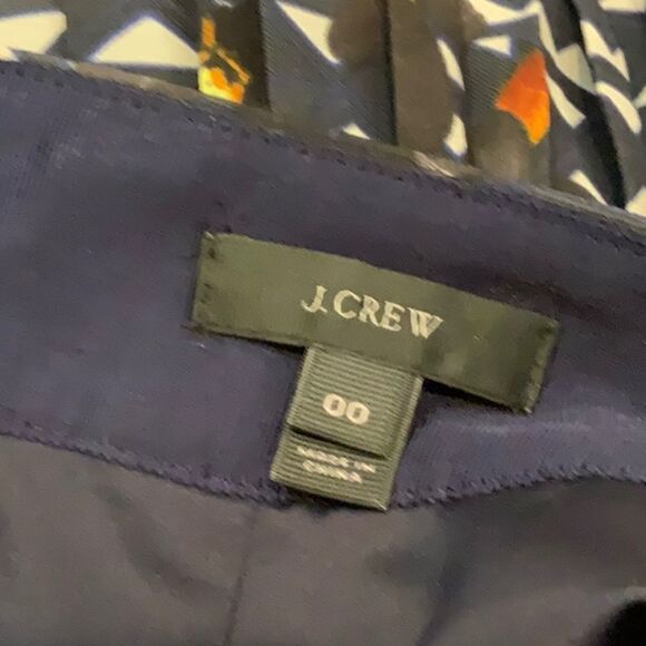 Crew pleated lattice skirt in hidden floral 00 - Picture 7 of 8